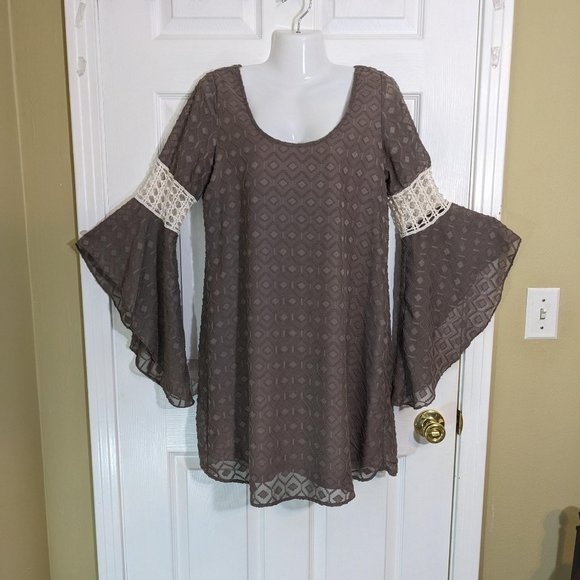 VaVa by Joy Han Brown Boho Textured Pattern Bell Sleeve Mid Dress - size S - Picture 1 of 14